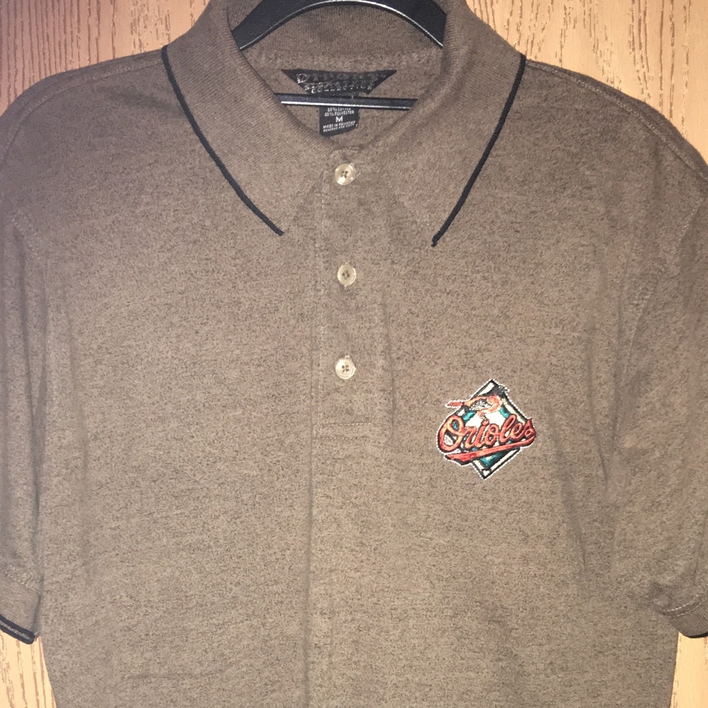 BALTIMORE ORIOLES 3 BUTTON POLO SIZE MEDIUM